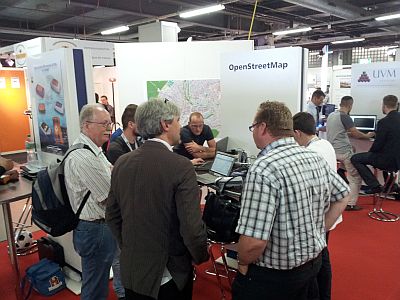 Datei:GEOExpo Stand OSM.jpg